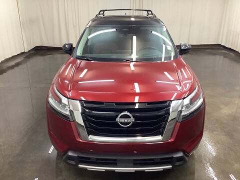 2023 Nissan Pathfinder Platinum