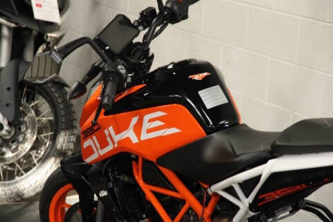 2017 KTM Duke 390