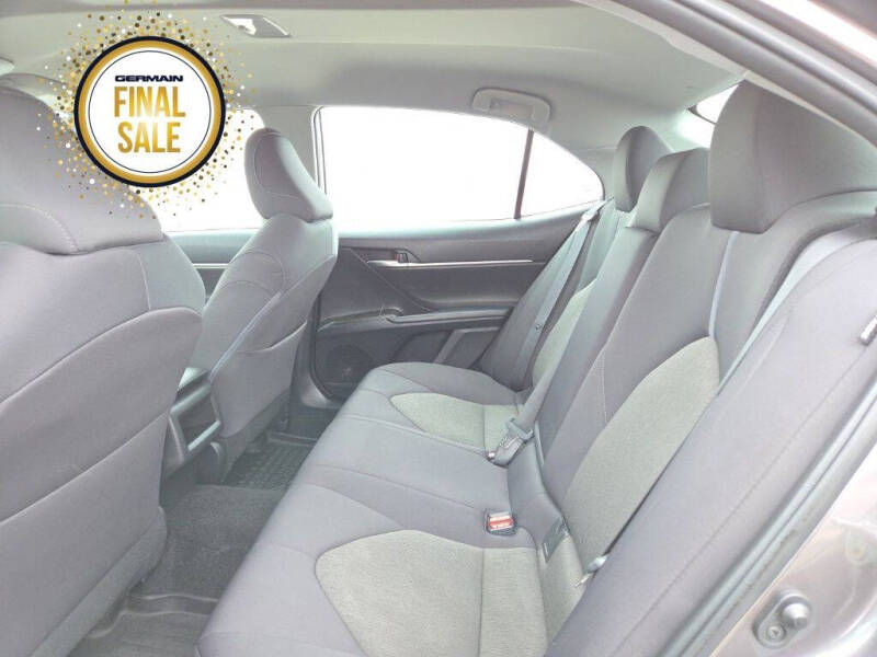 2022 Toyota Camry LE