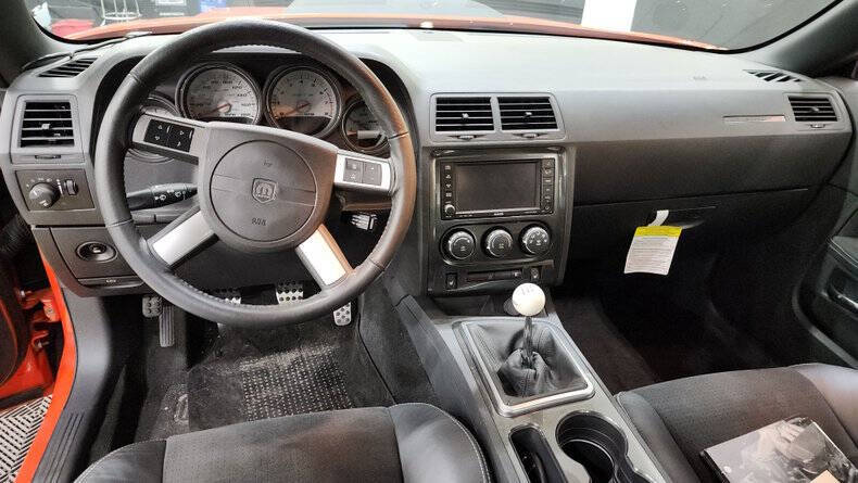 2010 Dodge Challenger SRT8