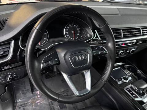 2017 Audi Q7 2.0T quattro Premium