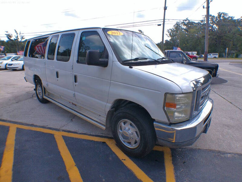 2012 Ford E-Series E-350 SD XLT