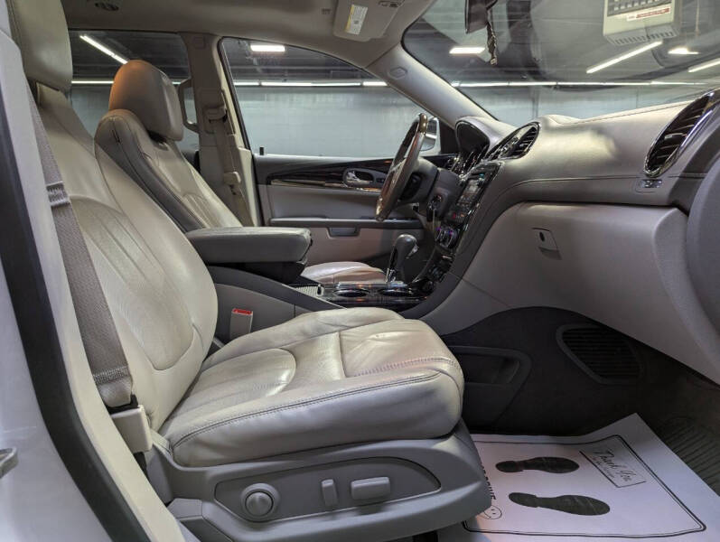 2016 Buick Enclave Leather
