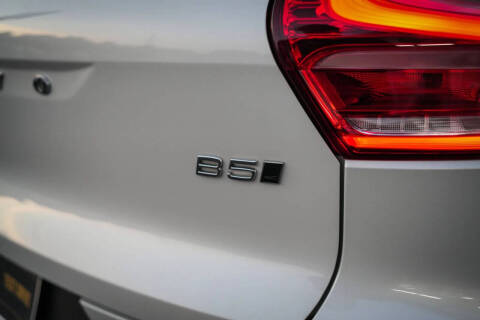 2023 Volvo XC40 B5 Core