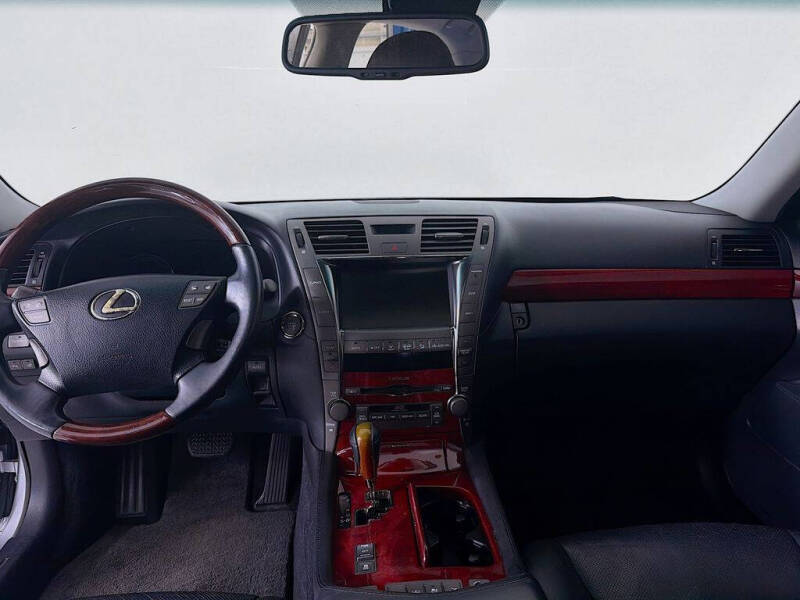 2008 Lexus LS 460