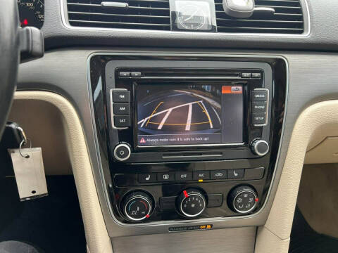 2014 Volkswagen Passat 2.0L TDI SE