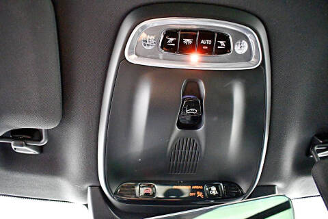 2022 Volvo XC90 Recharge T8 R-Design