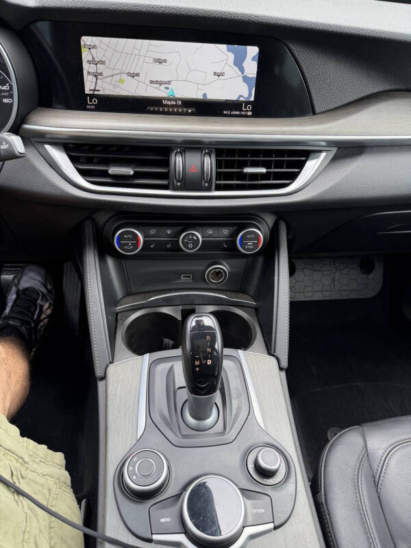 2018 Alfa Romeo Stelvio Ti