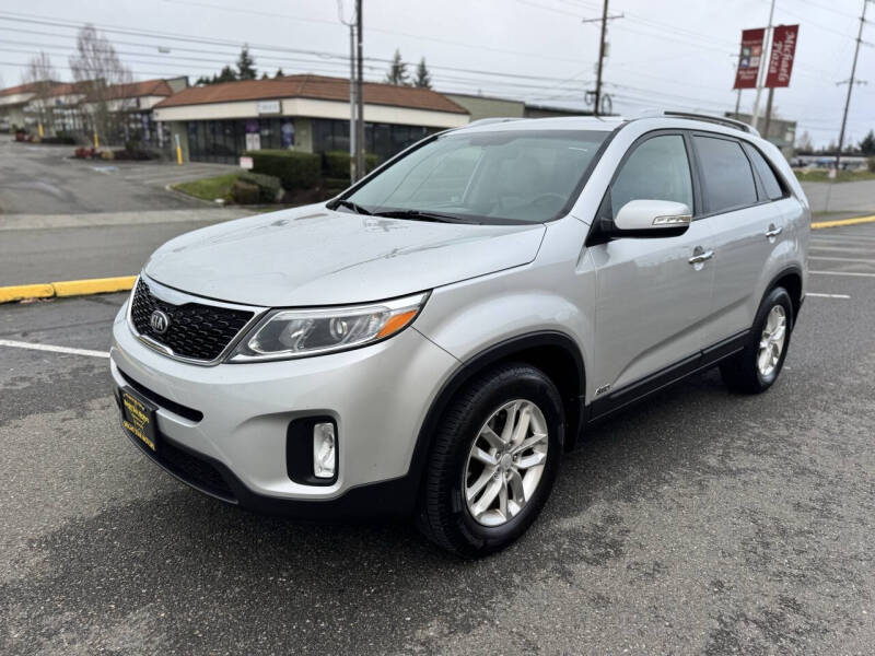 2014 Kia Sorento LX's photo