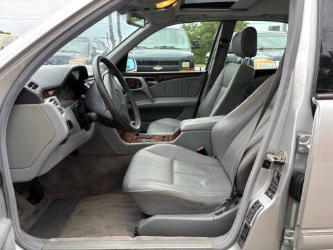 1999 Mercedes-Benz E-Class E 320