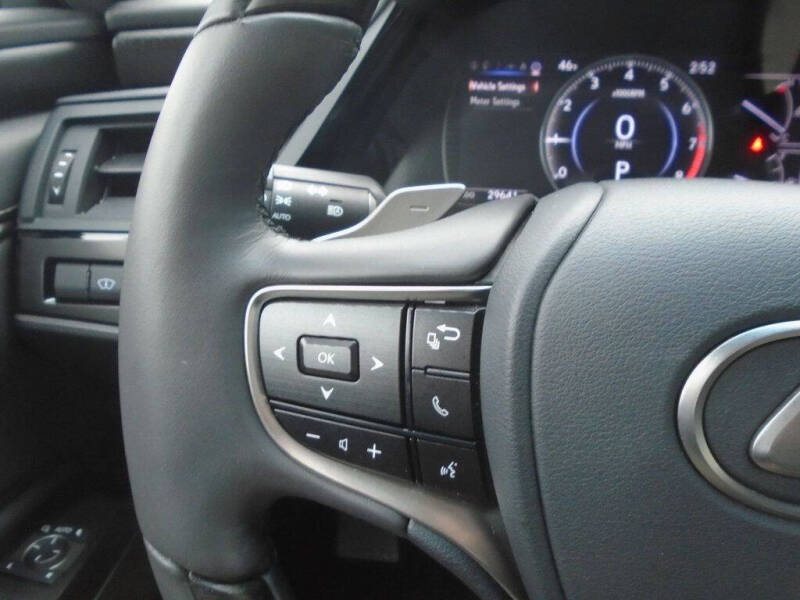 2023 Lexus ES 350 Ultra Luxury