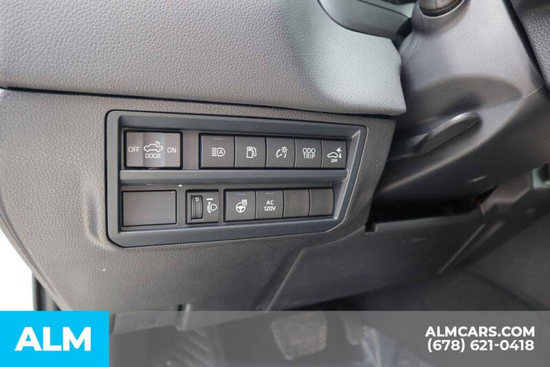 2025 Toyota Tundra Limited HV