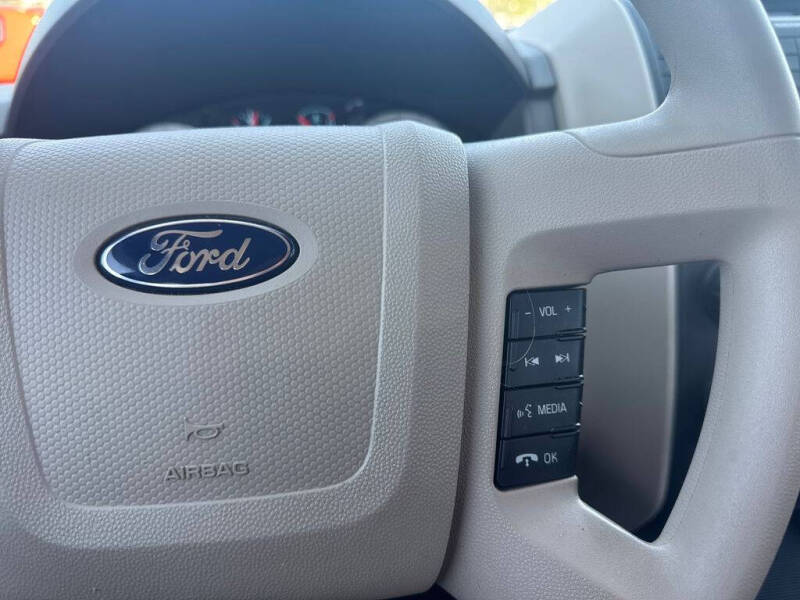 2012 Ford Escape XLS