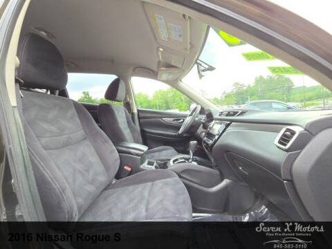 2016 Nissan Rogue S