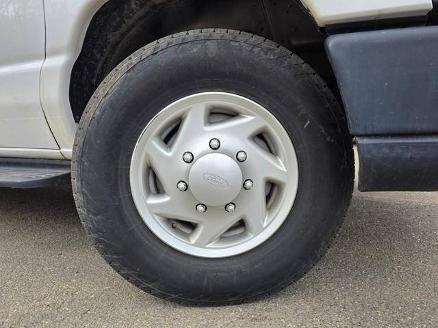 2013 Ford E-Series E-250