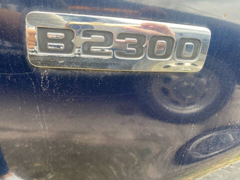 1995 Mazda B-Series B2300