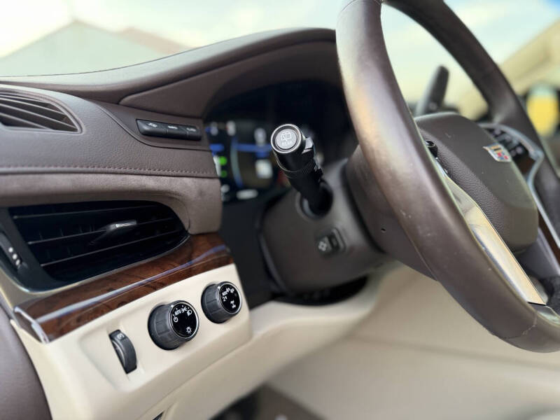 2017 Cadillac Escalade ESV Premium Luxury