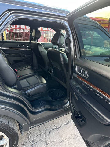 2017 Ford Explorer Limited