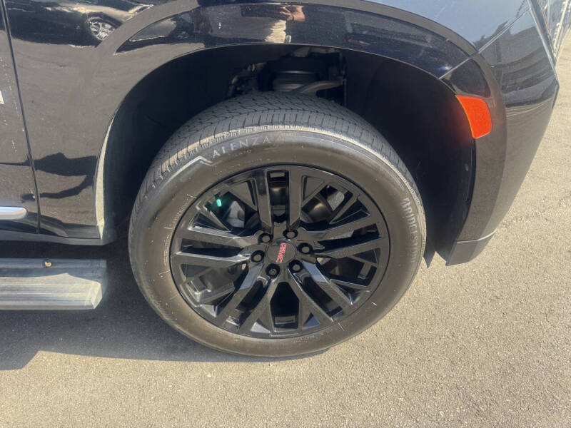 2021 GMC Yukon Denali