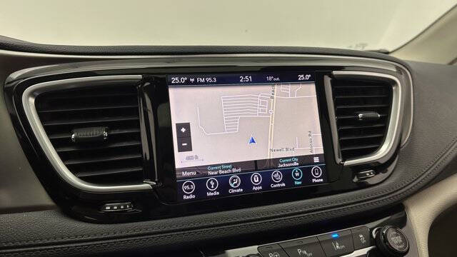 2018 Chrysler Pacifica Hybrid Limited