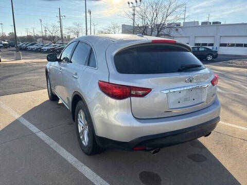 2015 Infiniti QX70