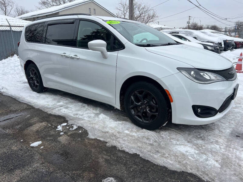 2019 Chrysler Pacifica Touring L
