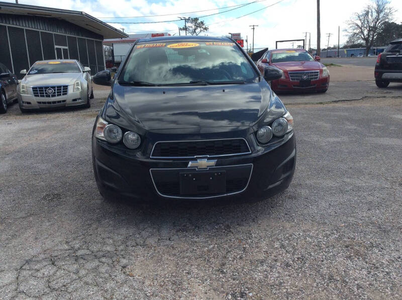 2016 Chevrolet Sonic LT Auto