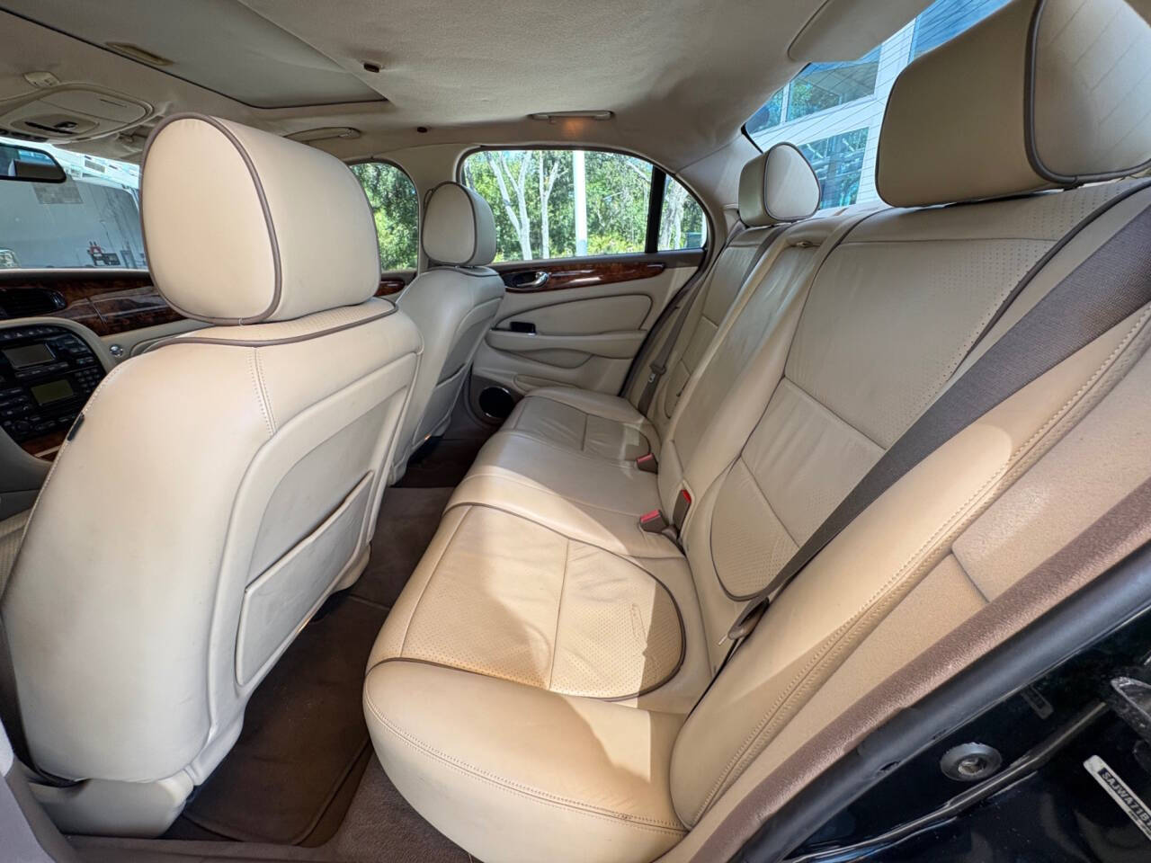 2008 Jaguar XJ-Series 25