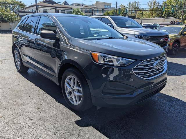 2021 Ford Edge SE