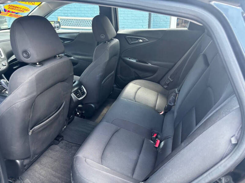 2017 Chevrolet Malibu LT