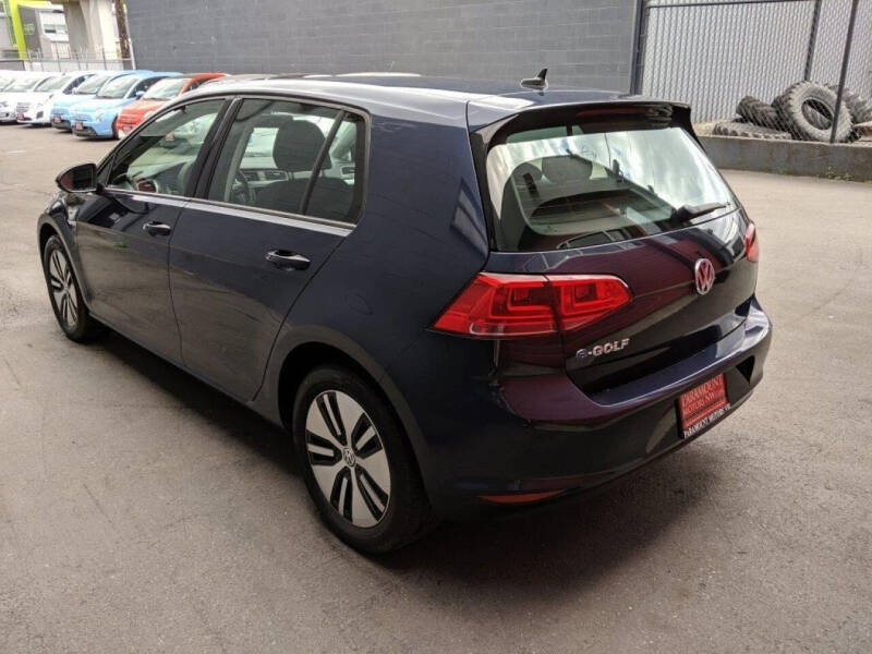 2016 Volkswagen e-Golf SE