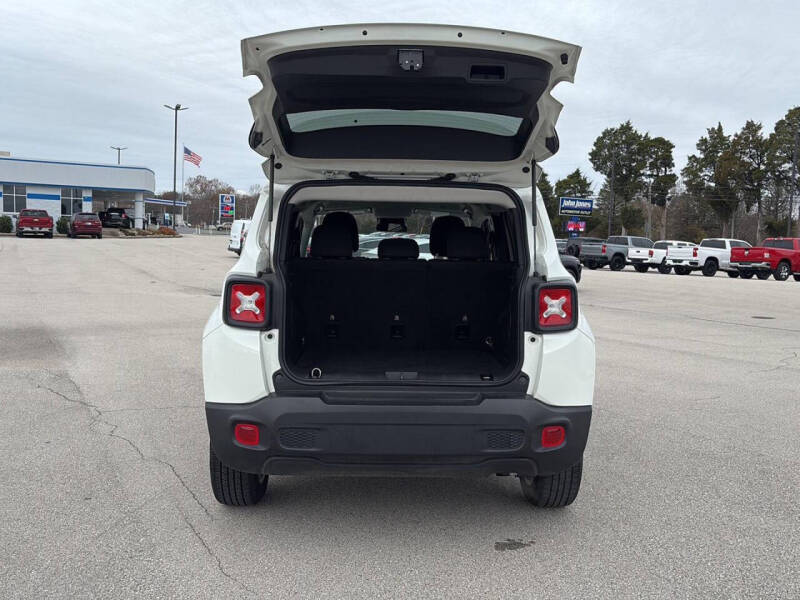 2023 Jeep Renegade Latitude