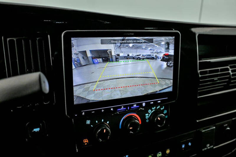 2026 GMC Savana 2500
