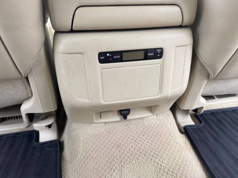 2015 Infiniti QX80