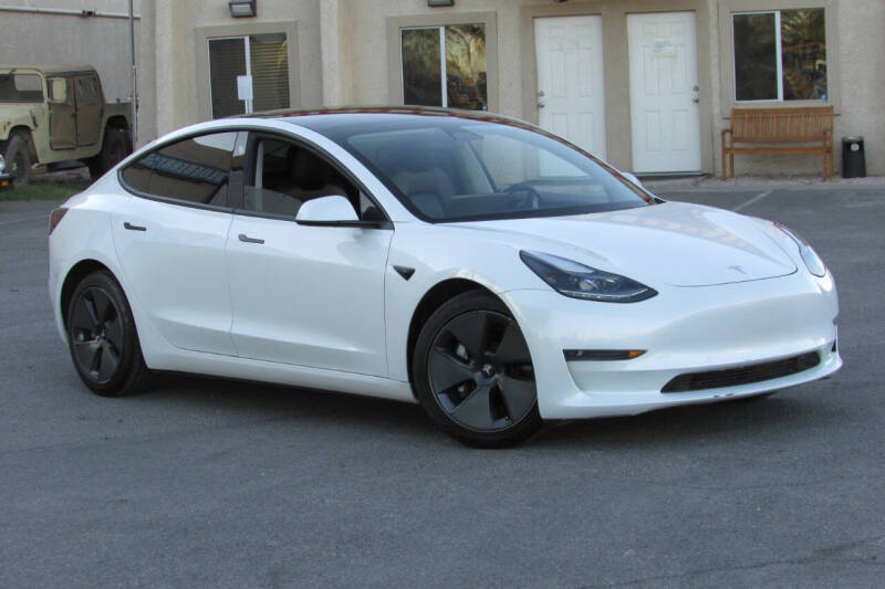 2021 Tesla Model 3 Base's photo