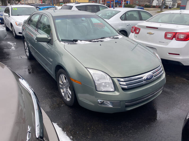 2009 Ford Fusion for sale at Lee's Auto Sales in Garden City MI