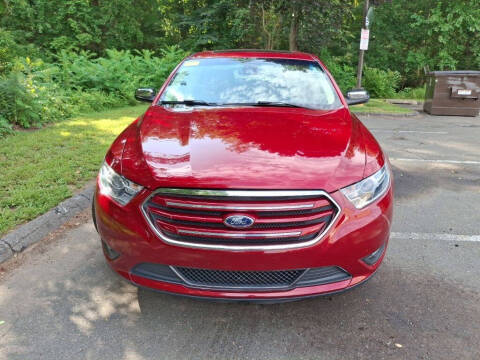 2017 Ford Taurus Limited