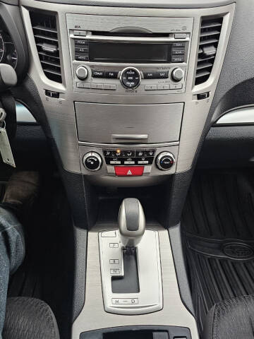 2011 Subaru Outback 2.5i Premium