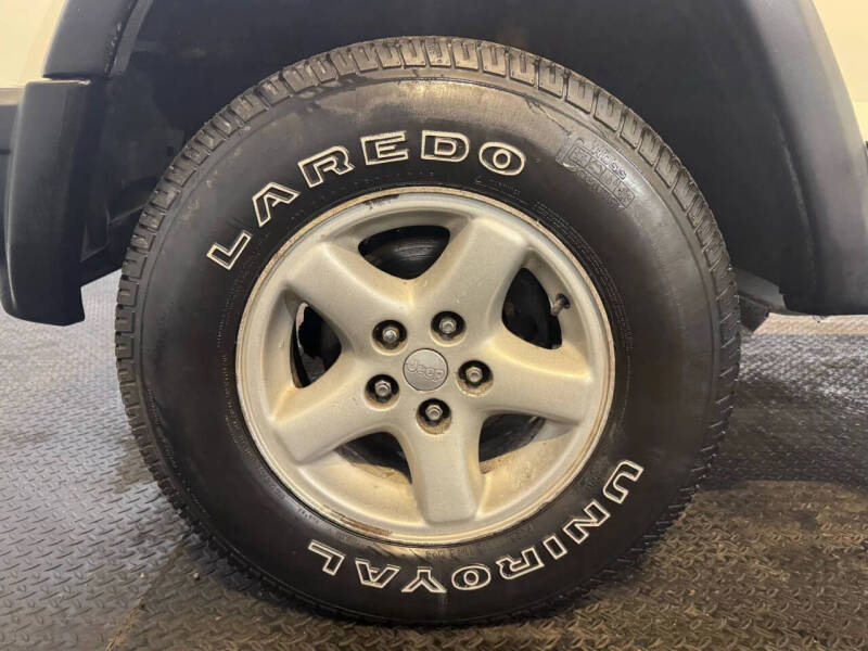 2000 Jeep Cherokee SE