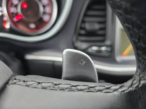 2015 Dodge Challenger R/T Plus