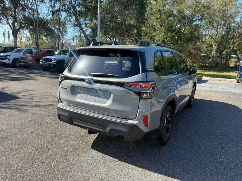 2025 Subaru Forester Premium