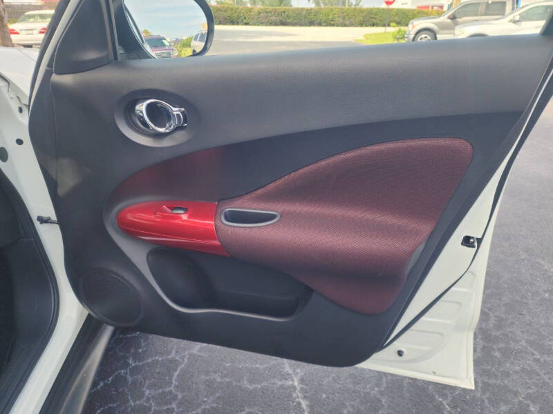 2011 Nissan JUKE SL