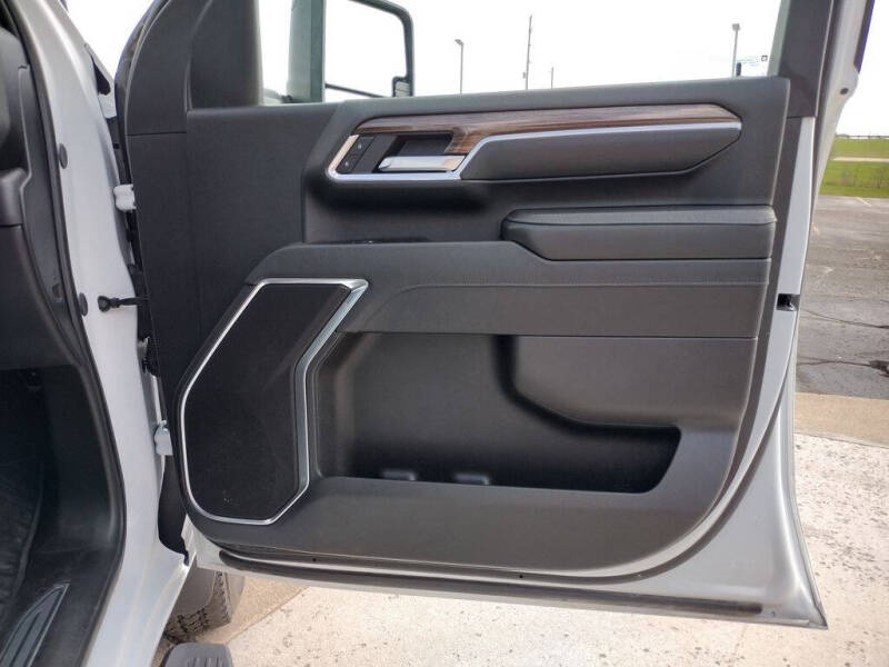 2025 Chevrolet Silverado 2500HD