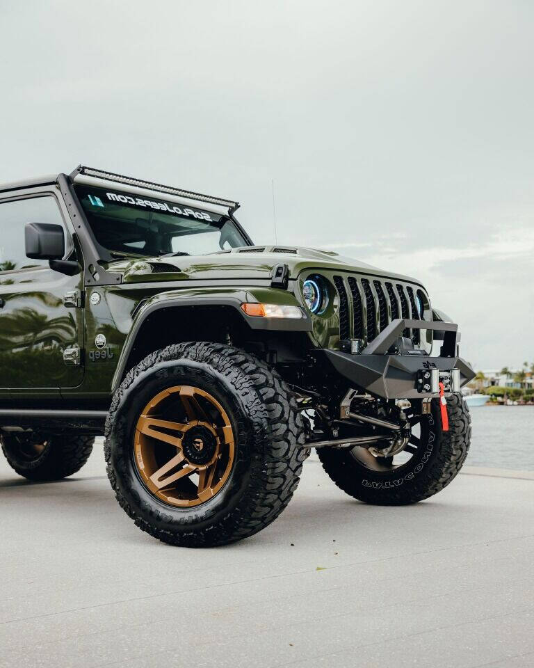 2023 JEEP Gladiator Pickup - $65,999