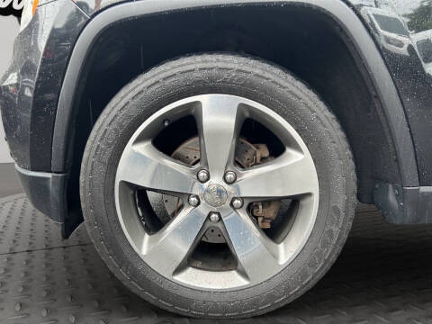2011 Jeep Grand Cherokee Laredo