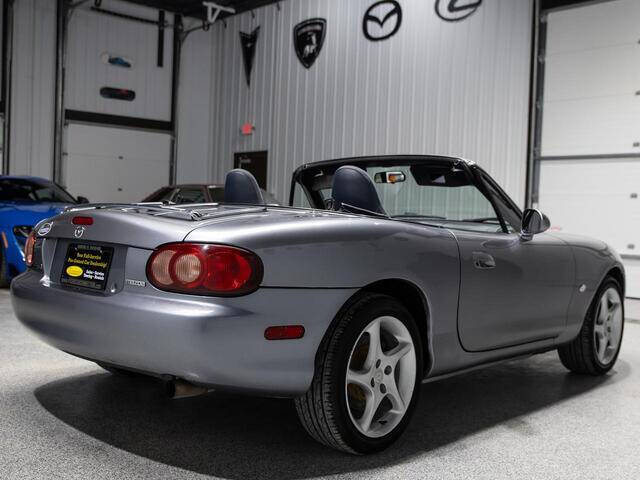 2003 Mazda MX-5 Miata