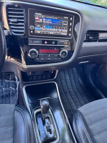 2019 Mitsubishi Outlander
