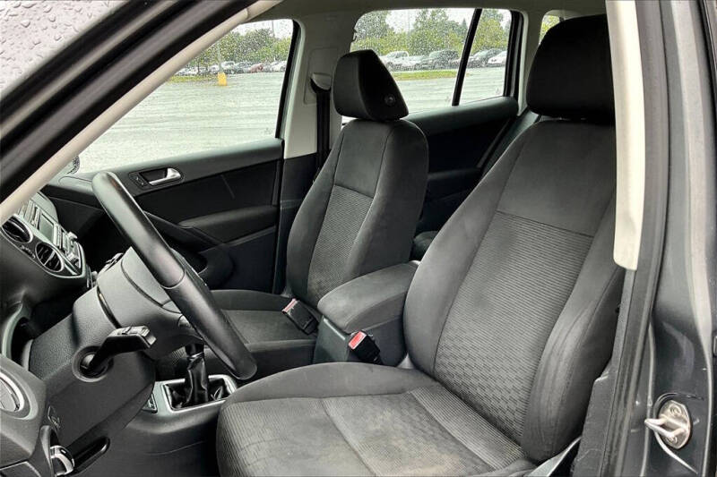 2013 Volkswagen Tiguan S