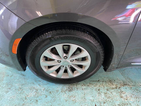 2017 Chrysler Pacifica Touring Plus
