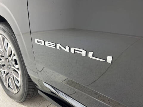 2023 GMC Yukon Denali Ultimate